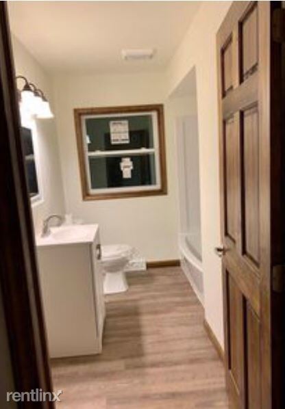 Primary Photo - 3 br, 1 bath House - 1614 Longview Dr