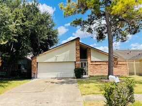 Building Photo - 6823 Songbrook Dr