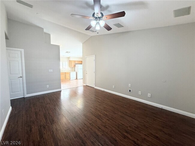 Foto del edificio - 8622 Lakota St