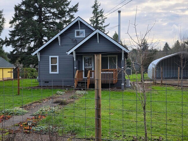 Foto del edificio - 23 S Main St