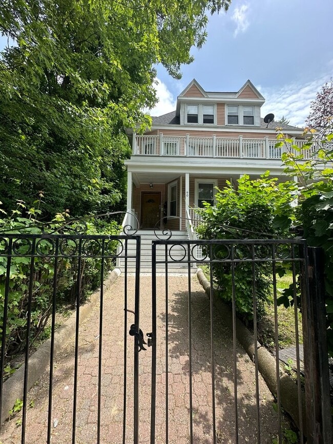 Building Photo - 90 Elm Hill Ave