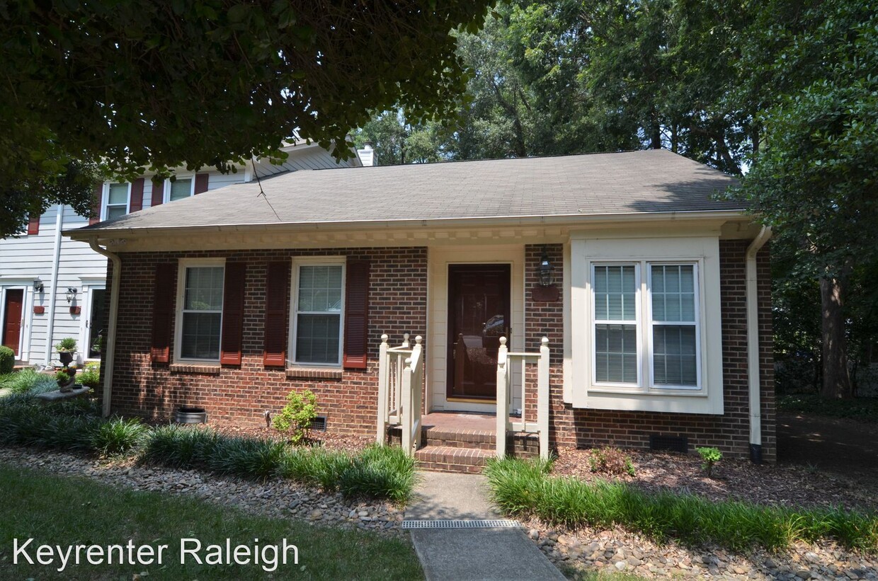 Primary Photo - 2 br, 2 bath House - 2416 Mapleton Ln