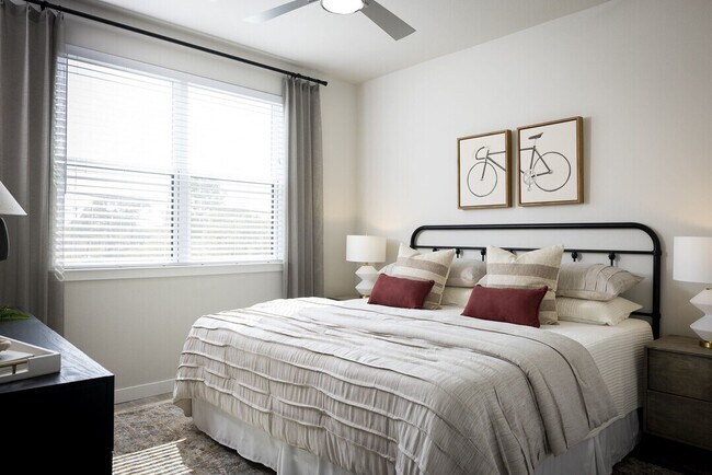 Building Photo - Move In & Save: 8 Weeks Free Rent + Gift C...