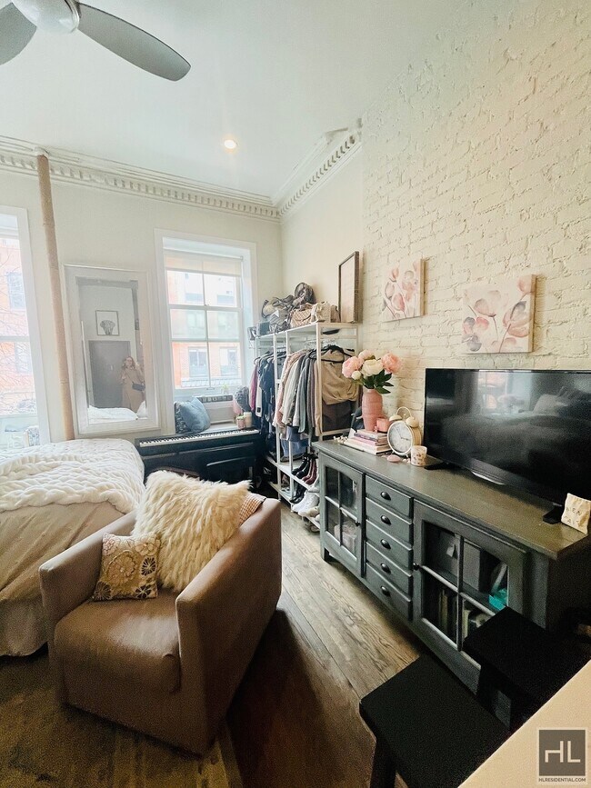 Foto del edificio - WEST 22ND STREET,