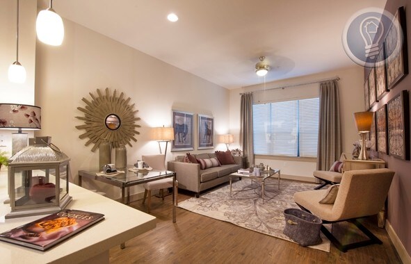 Foto del edificio - 221 W North Loop Blvd