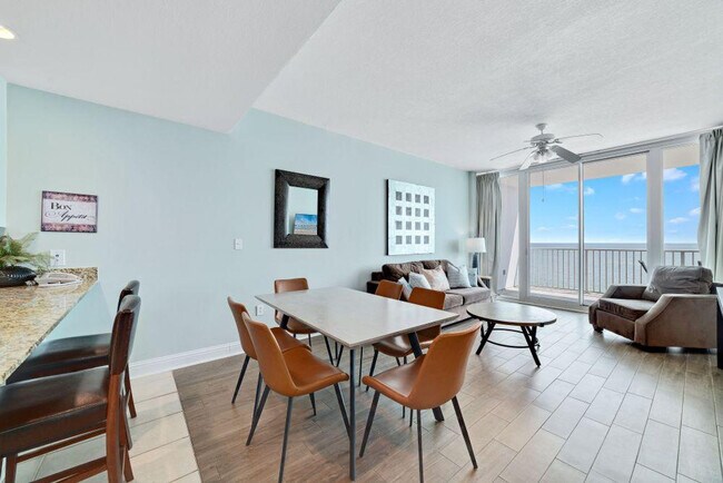 Building Photo - 455 E Beach Blvd