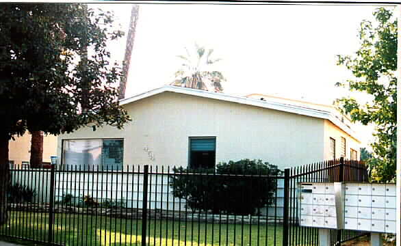 Primary Photo - 454 W Valencia Dr