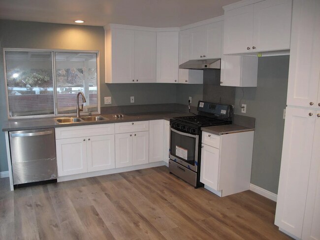 Foto del edificio - 18591 Fieldbrook St