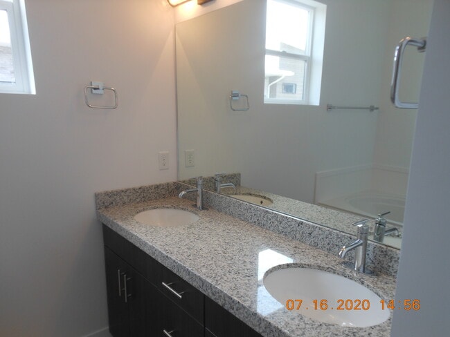 Building Photo - 9203 S Holiday Bowl Ct