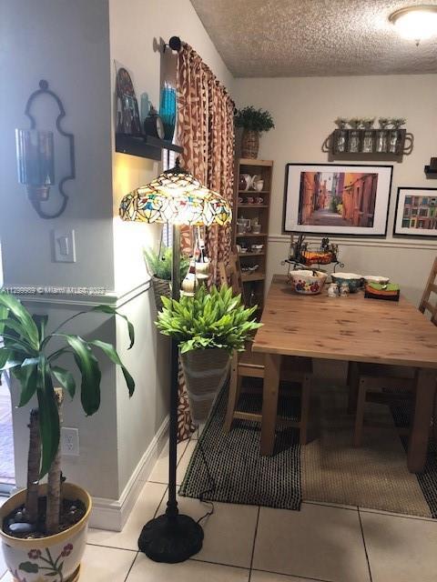 Foto del edificio - 18810 NW 57th Ave