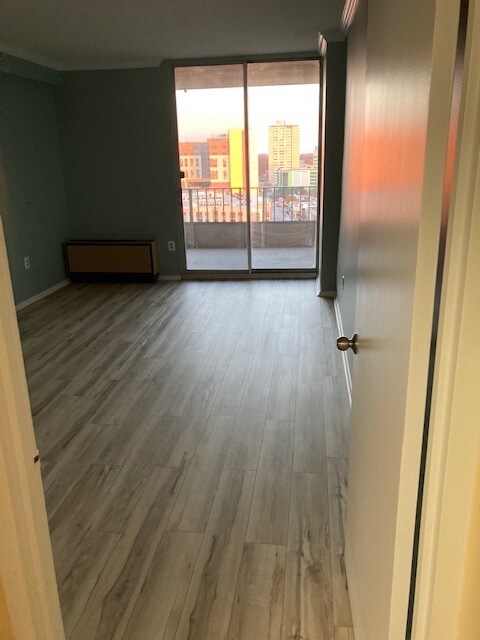 bedroom - 28 Allegheny Ave