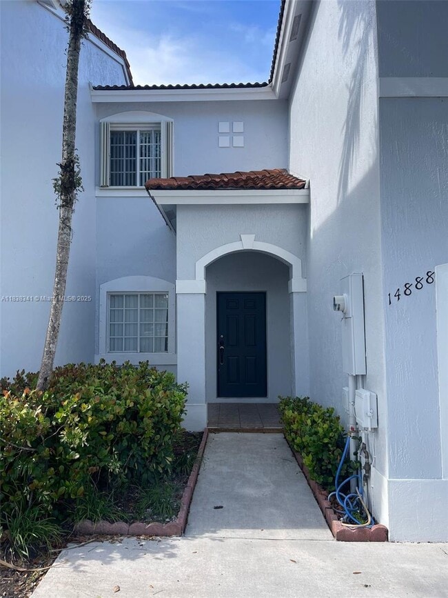 Building Photo - 14888 SW 9th Ln