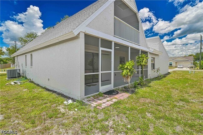 Foto del edificio - 17337 Phlox Dr