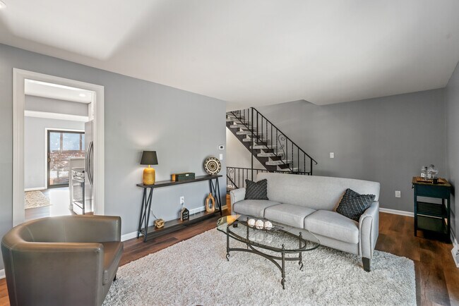 Foto del edificio - 238 Woodbridge Dr