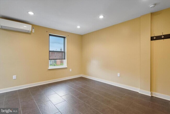 Foto del edificio - 1183 S 13th St