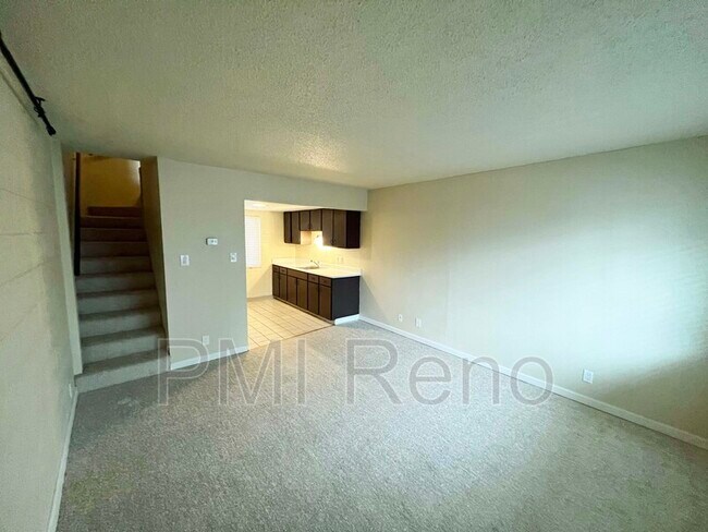 Building Photo - 2106 Idlewild Dr