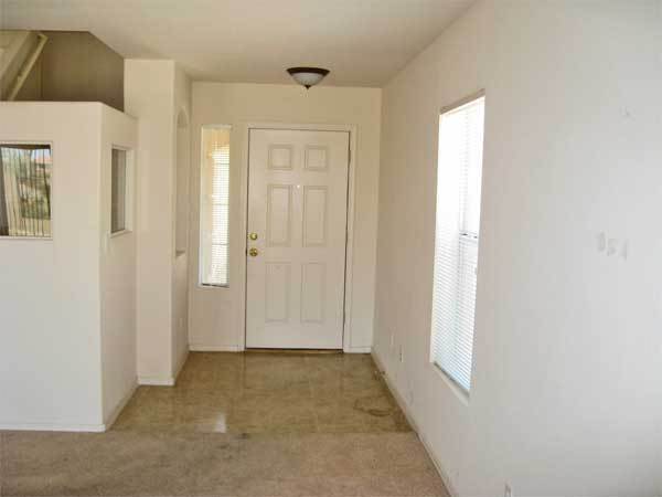 Building Photo - GREAT 4BED+LOFT, 3BATH HOME LOCATED NEAR W...