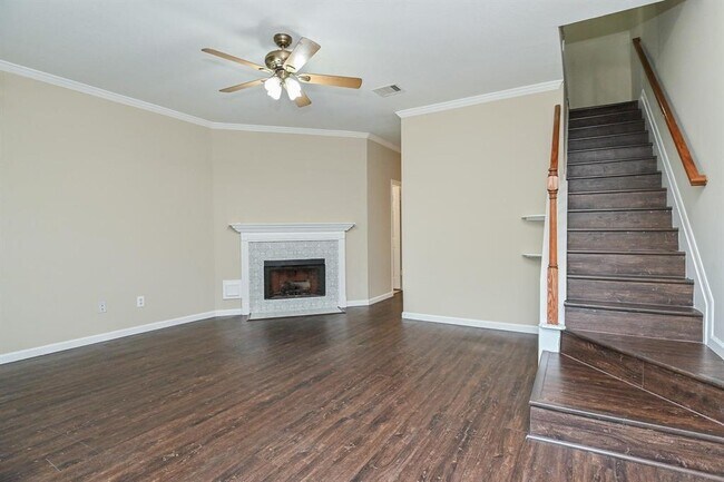 Foto del edificio - 2930 Grants Lake Blvd