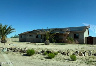 Building Photo - 3224 W Covenant Ln