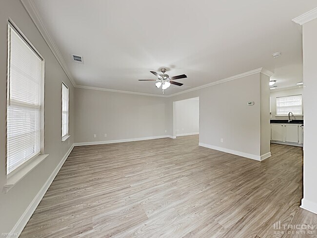 Building Photo - 2872 Rockingham Ct SW