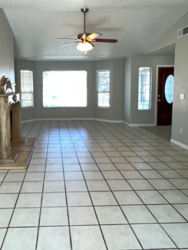 Foto del edificio - 1731 Third St