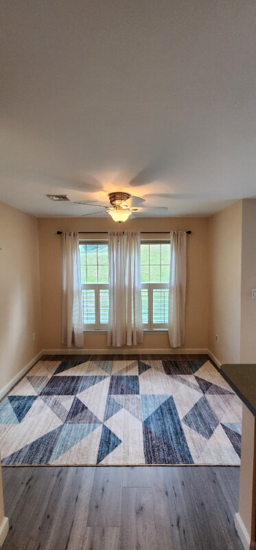 Foto del edificio - 1250 Hunters Ridge Dr