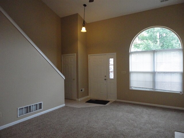 Building Photo - 6526 Sparrowood Dr