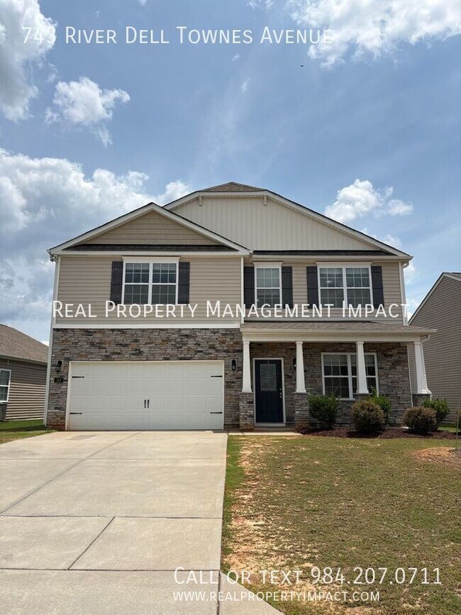 Foto del edificio - 743 River Dell Townes Ave.