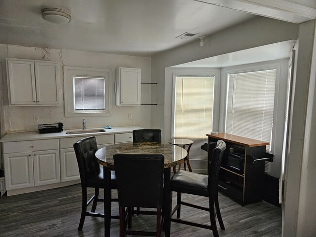 Building Photo - Room in Duplex on Whitaker Cir NW