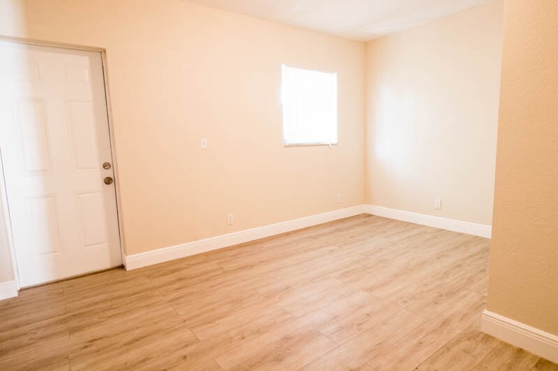 Foto del edificio - 4041 NW 30th Terrace
