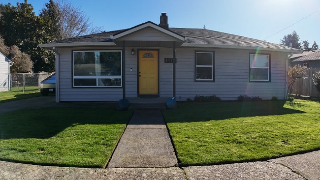 Photo - 1915 W 36th St House