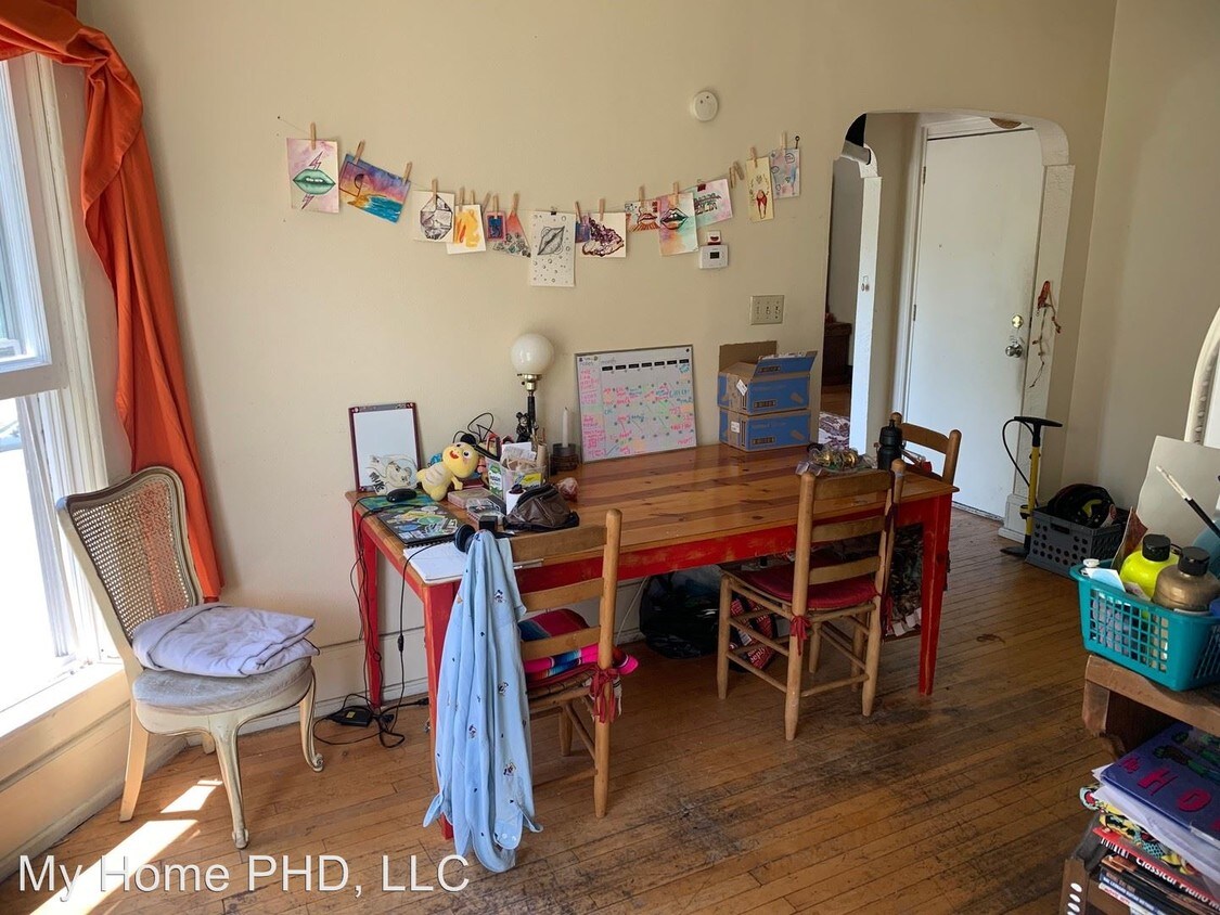 Primary Photo - 2332 N 1st St