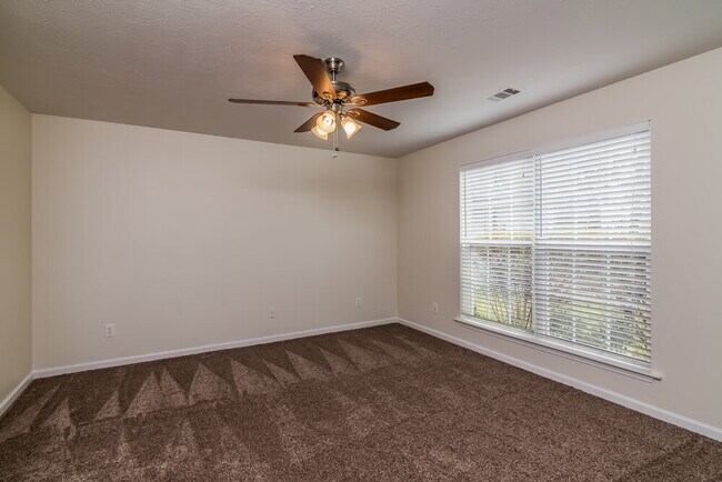 Building Photo - 816 Thomas Bay Ct