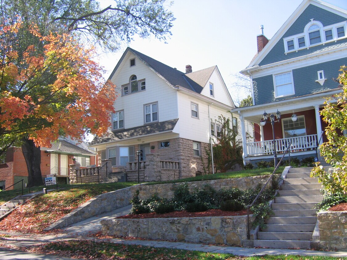 Primary Photo - 3716 Baltimore Ave