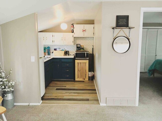 Foto del edificio - 6160 Everett St