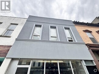 Building Photo - 368-368 Dundas St