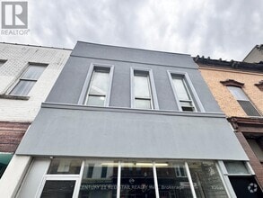 Building Photo - 368-368 Dundas St