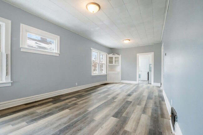 Foto del edificio - Home For Rent