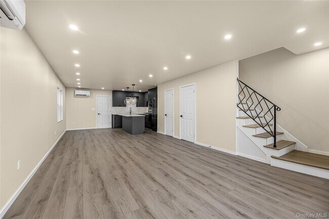 Foto del edificio - 604 Yonkers Ave