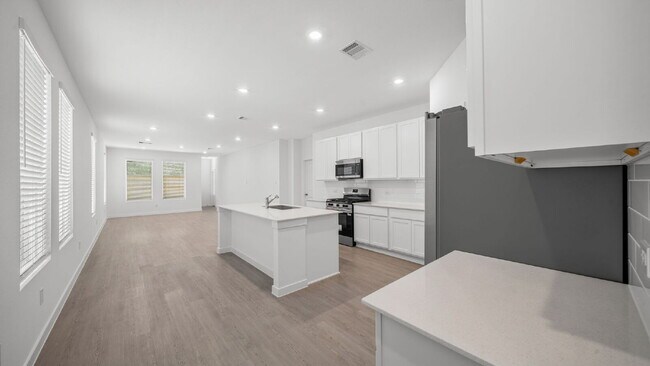 Foto del edificio - 13111 Pne Trace St