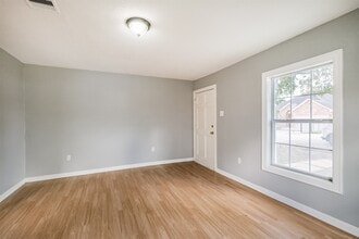 Building Photo - 7815 Harding St