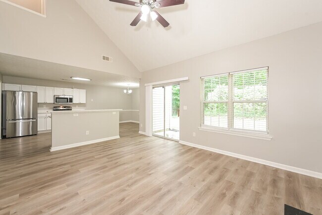 Foto del edificio - 2285 Wingfoot Pl