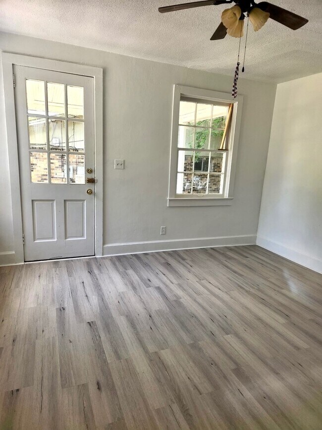 Foto del edificio - 623 N Pennsylvania St
