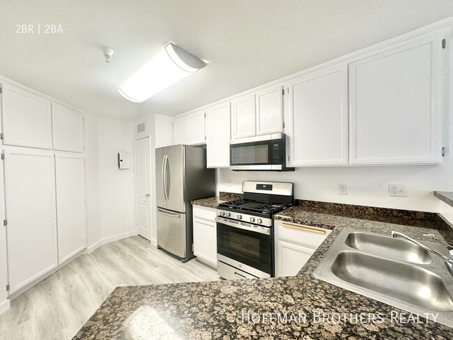 Building Photo - 7323 Winnetka Ave Winnetka, CA 91306