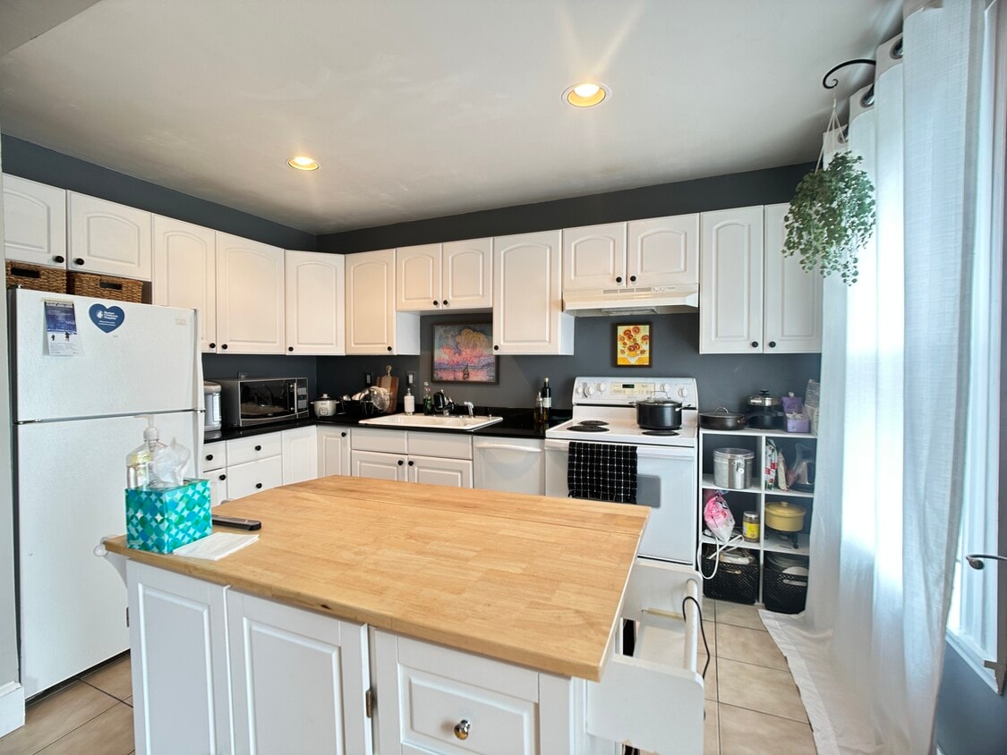 Foto principal - 512 Massachusetts Ave