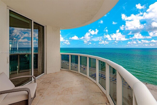 Building Photo - 17201 Collins Ave
