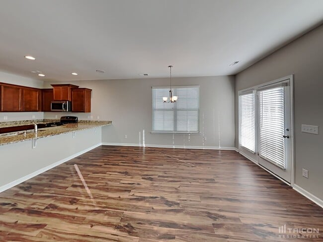 Building Photo - 15 Attucks Ct