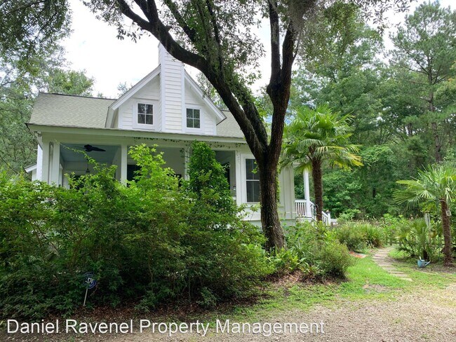 Building Photo - 3 br, 2 bath House - 1079 Corbetts Alley