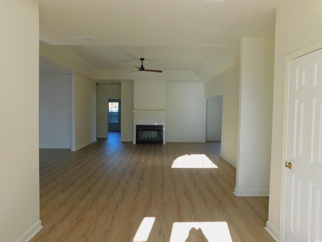 Foto del edificio - 3801 Cagney Ln