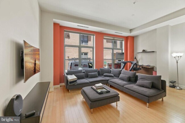 Foto del edificio - 2425 L St NW